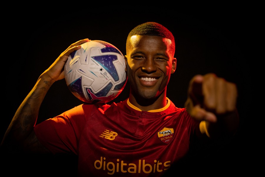 Wijnaldum nel suo primo giorno a Trigoria