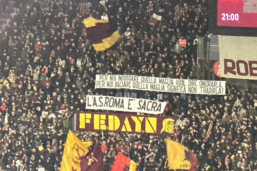 Lo striscione della Curva Sud nei confronti di Nicolò Zaniolo