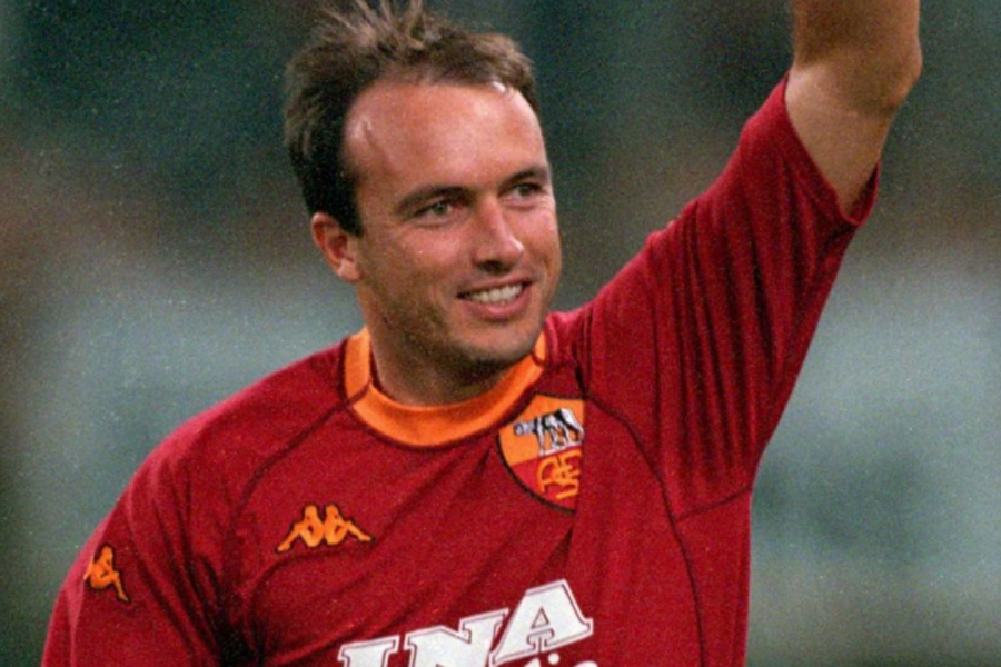 Abel Balbo con la maglia della Roma