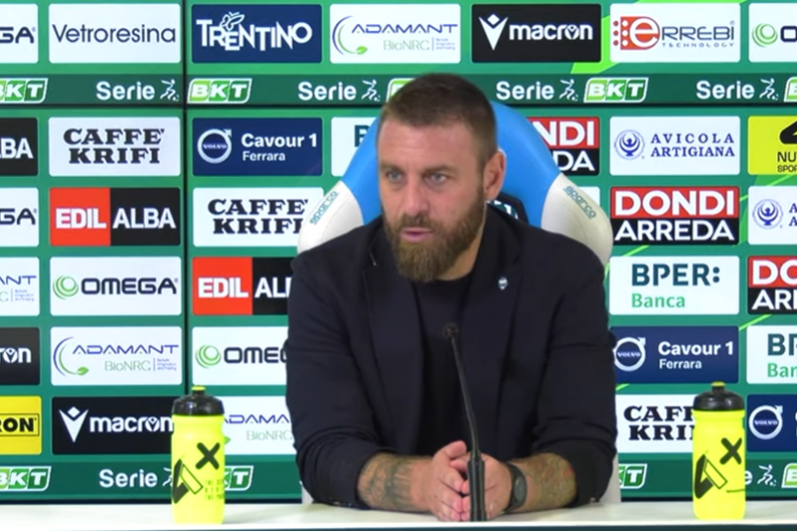 De Rossi in conferenza da tecnico della Spal