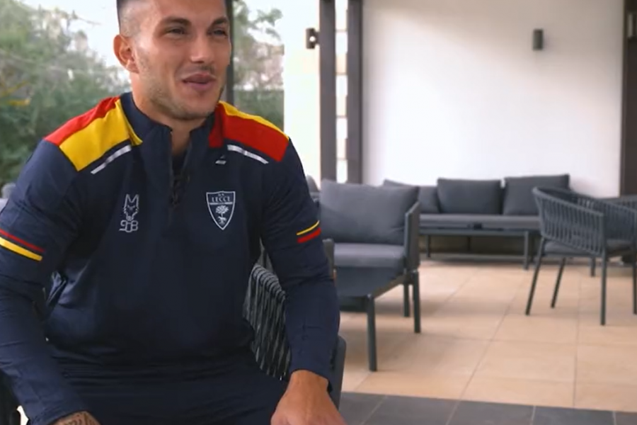 Strefezza, giocatore del Lecce (dal video di DAZN)