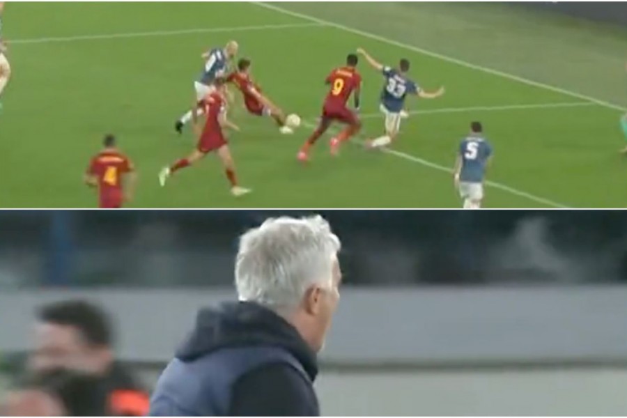 L'esultanza di Mourinho al gol di Dybala contro il Feyenoord