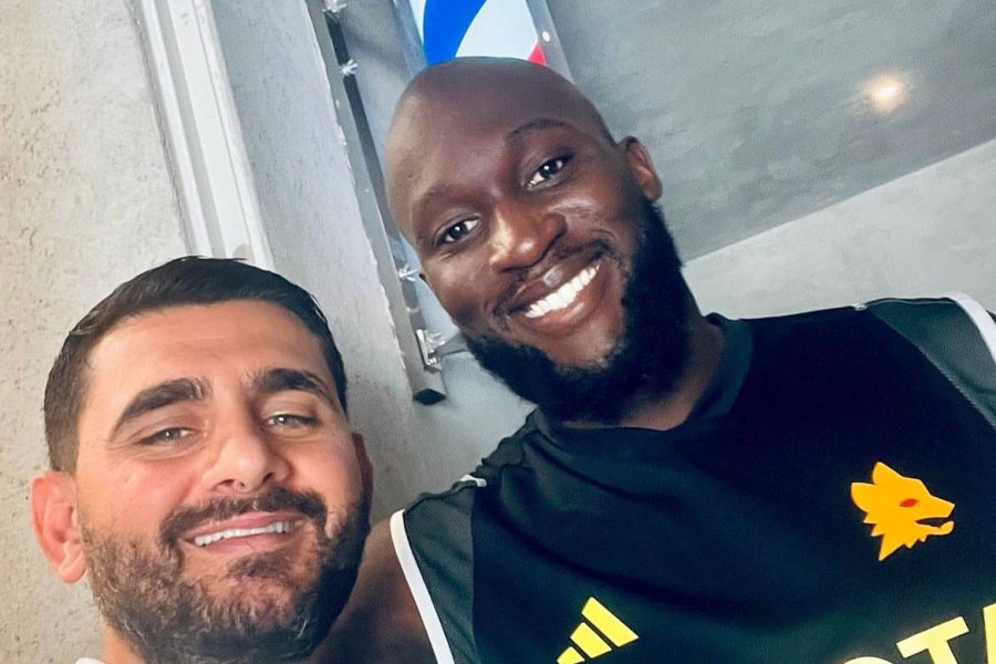 Il primo scatto di Lukaku in giallorosso