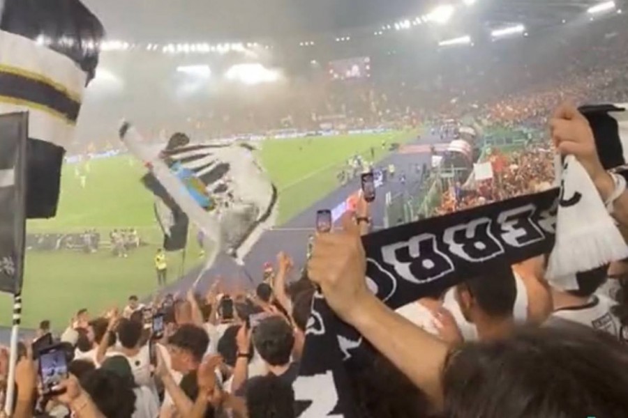 Tifosi liguri durante Roma-Spezia