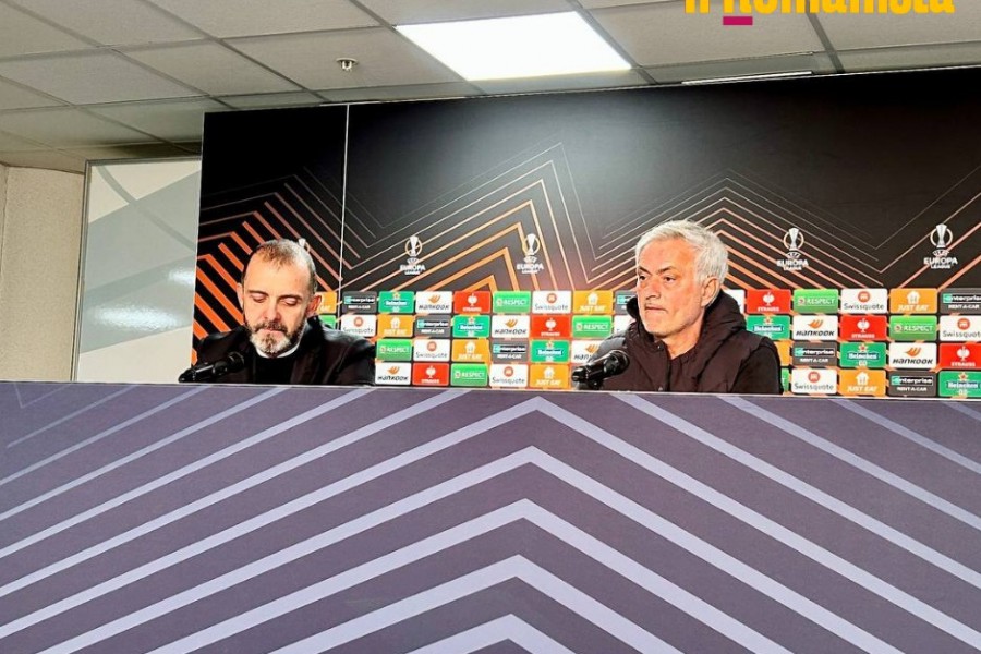 Mourinho in conferenza stampa