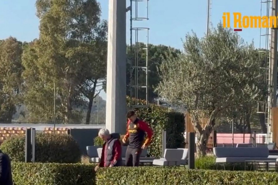 Mourinho dialoga con El Shaarawy (IL ROMANISTA)