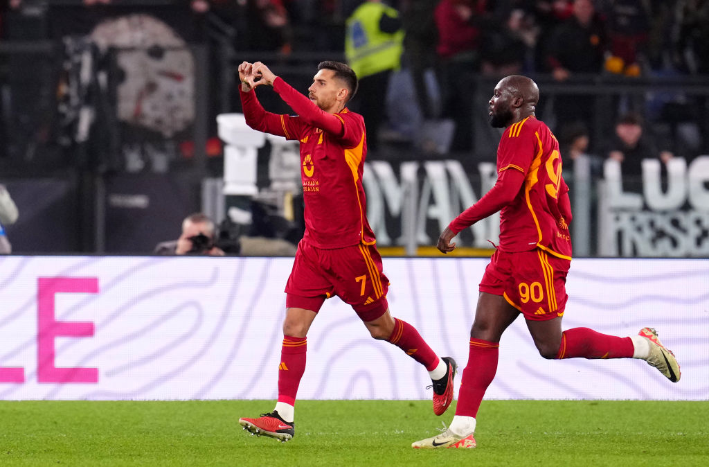 Lorenzo Pellegrini esultanza con Lukaku 