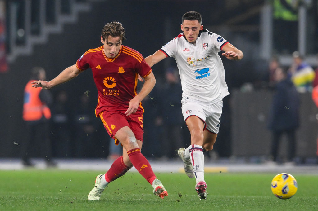 Edoardo Bove con la maglia della Roma