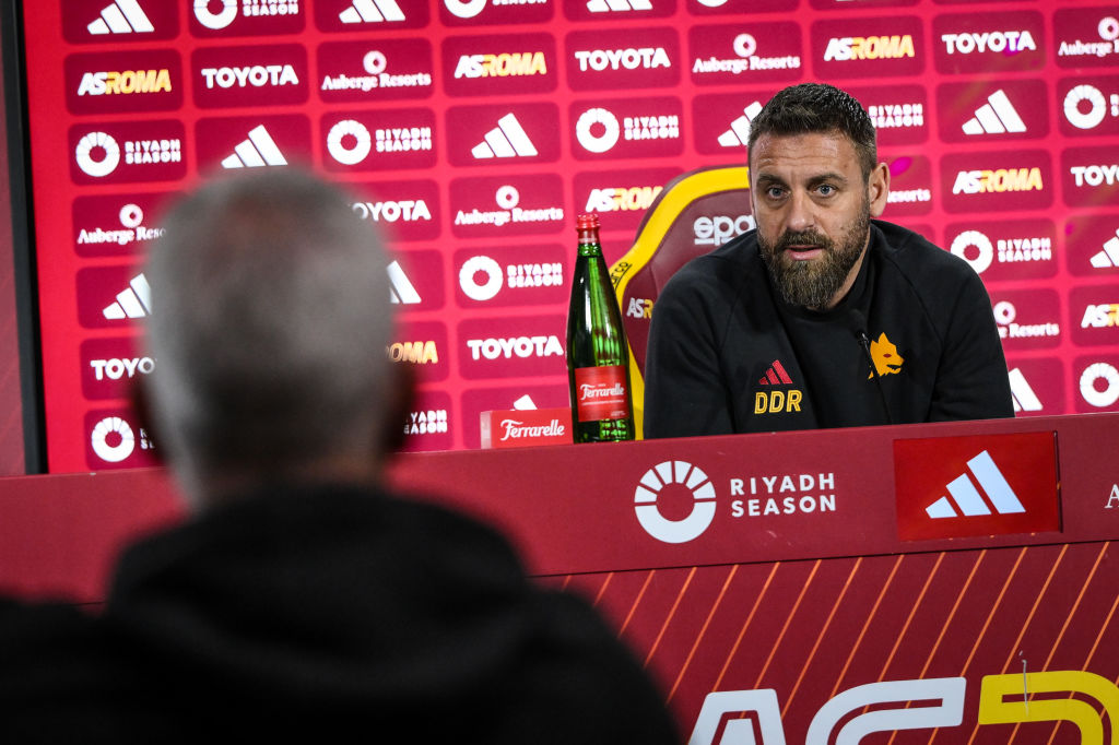 De Rossi in conferenza stampa a Trigoria