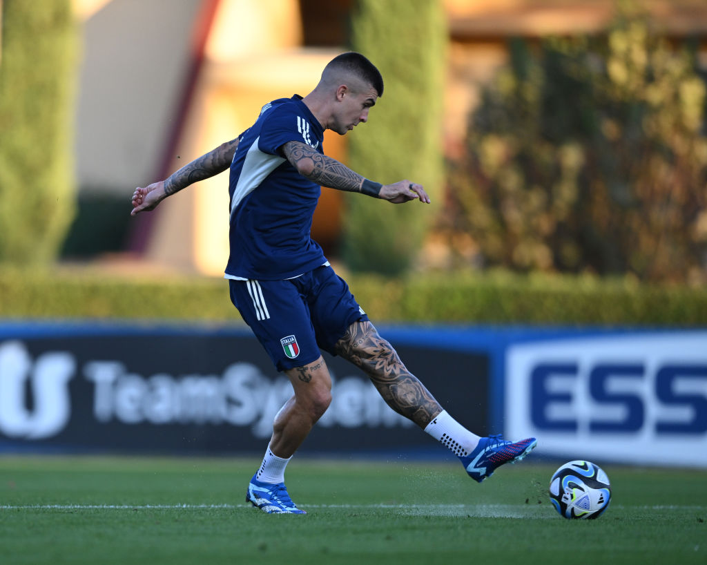 Mancini durante un allenamento con la Nazionale italiana