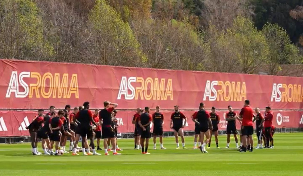 La squadra si allena a Trigoria