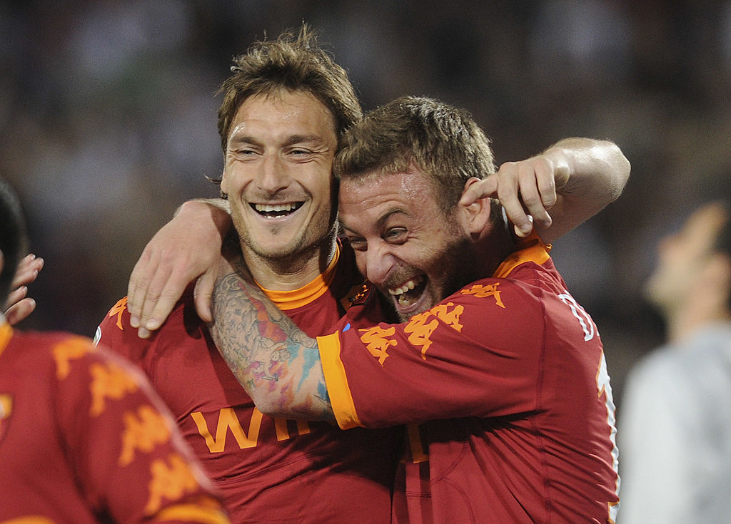Francesco Totti e Daniele De Rossi esultano insieme