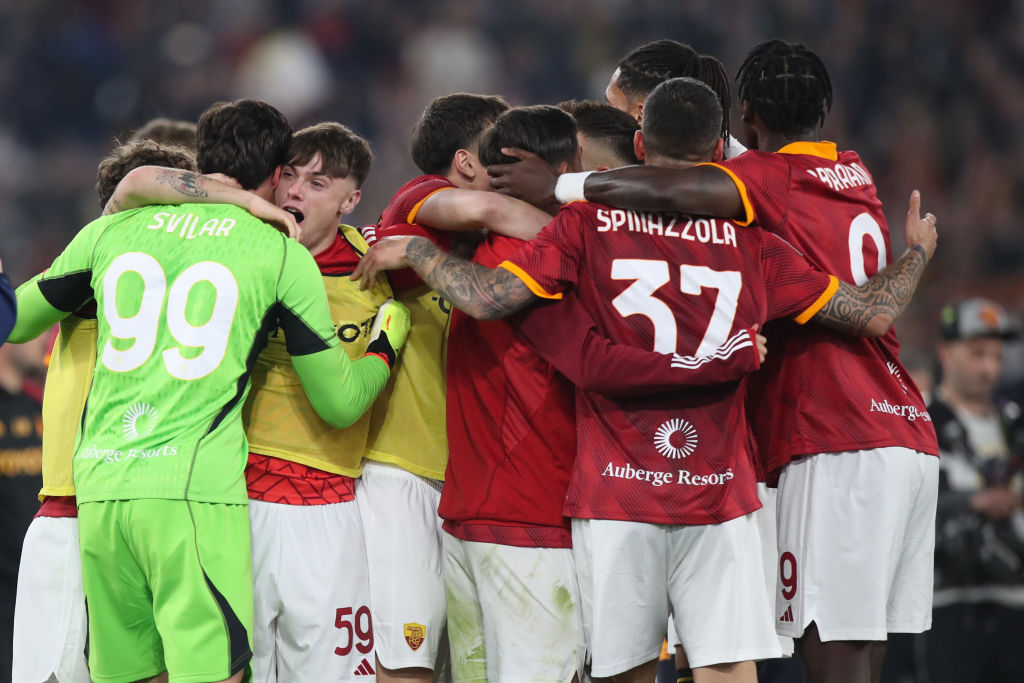 L'esultanza dei giallorossi durante Roma-Lazio