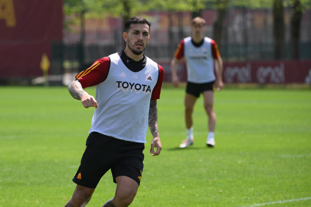 Leandro Paredes in allenamento a Trigoria