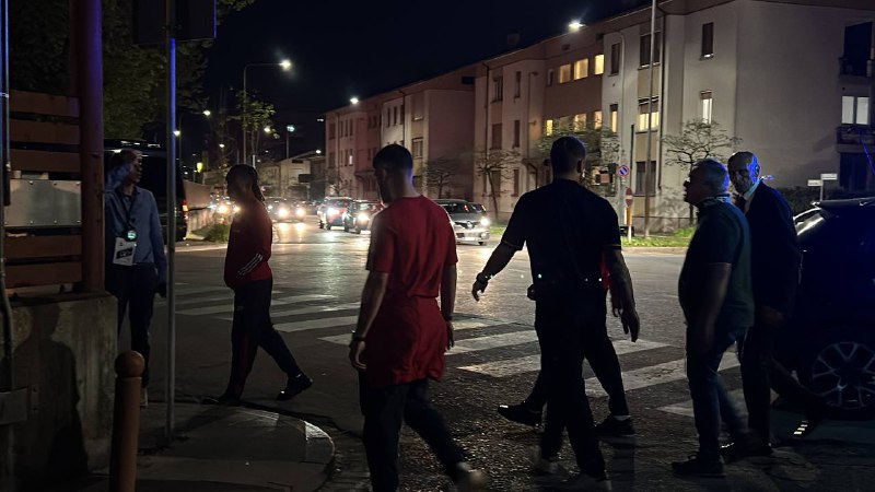 I calciatori della Roma all'ospedale di Udine