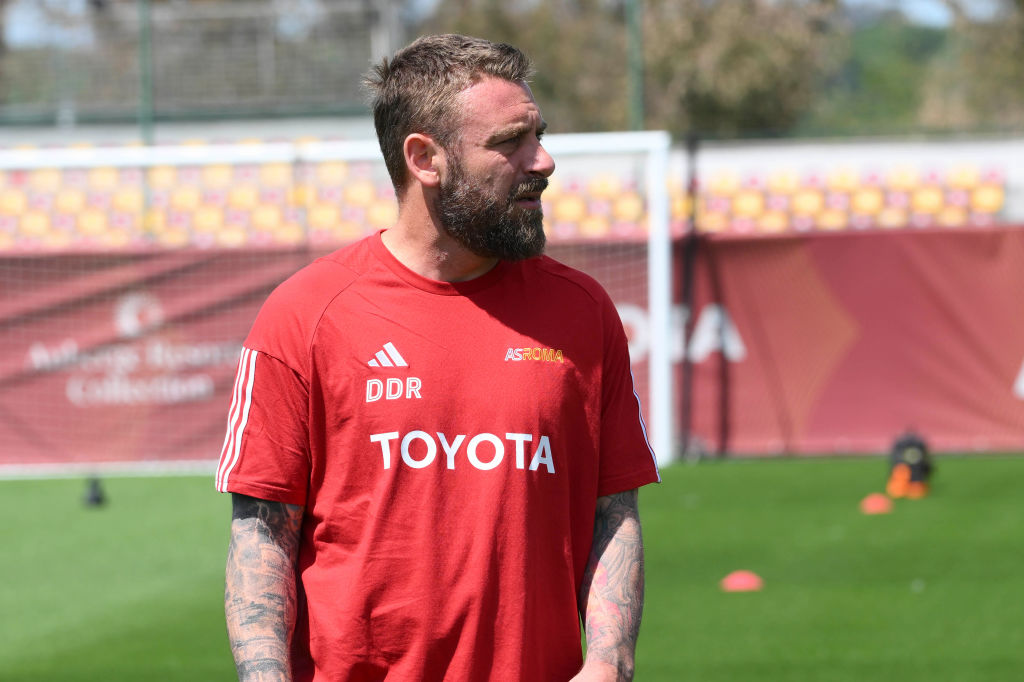 Daniele De Rossi durante una sessione di allenamento a Trigoria