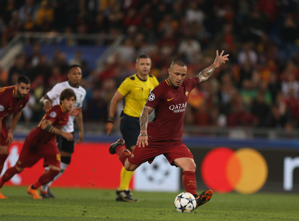 Il rigore trasformato da Nainggolan per il definitivo 4-2