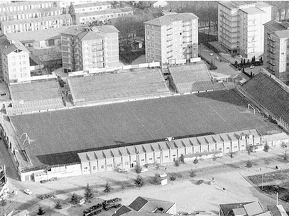 Lo Stadio Mirabello, all'epoca casa della Reggiana