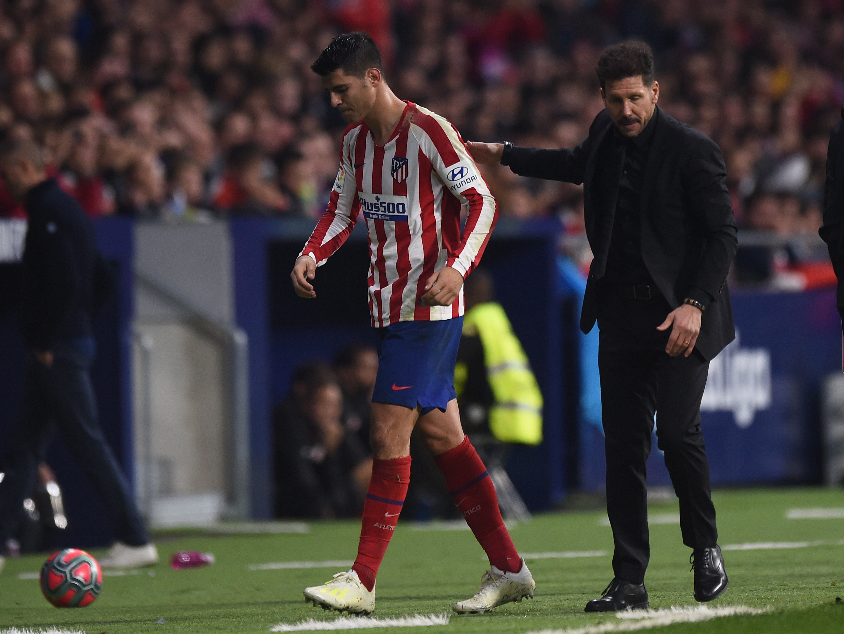 Simeone e Morata insieme durante una partita