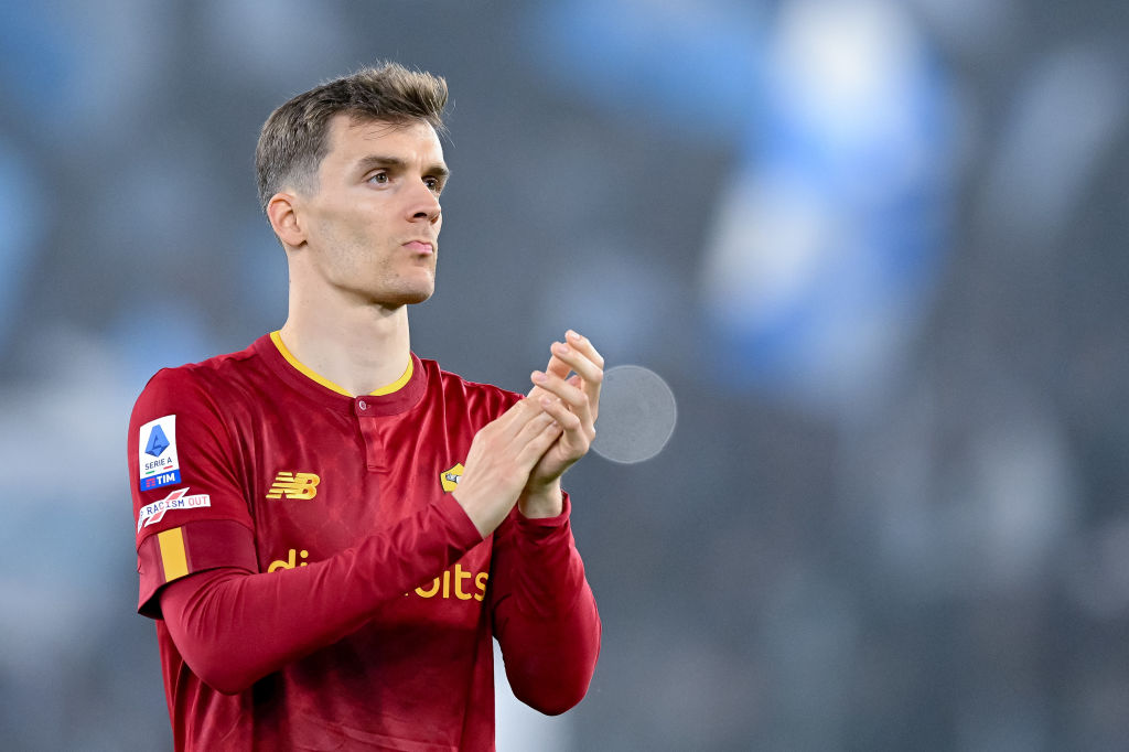 Diego Llorente con la maglia della Roma