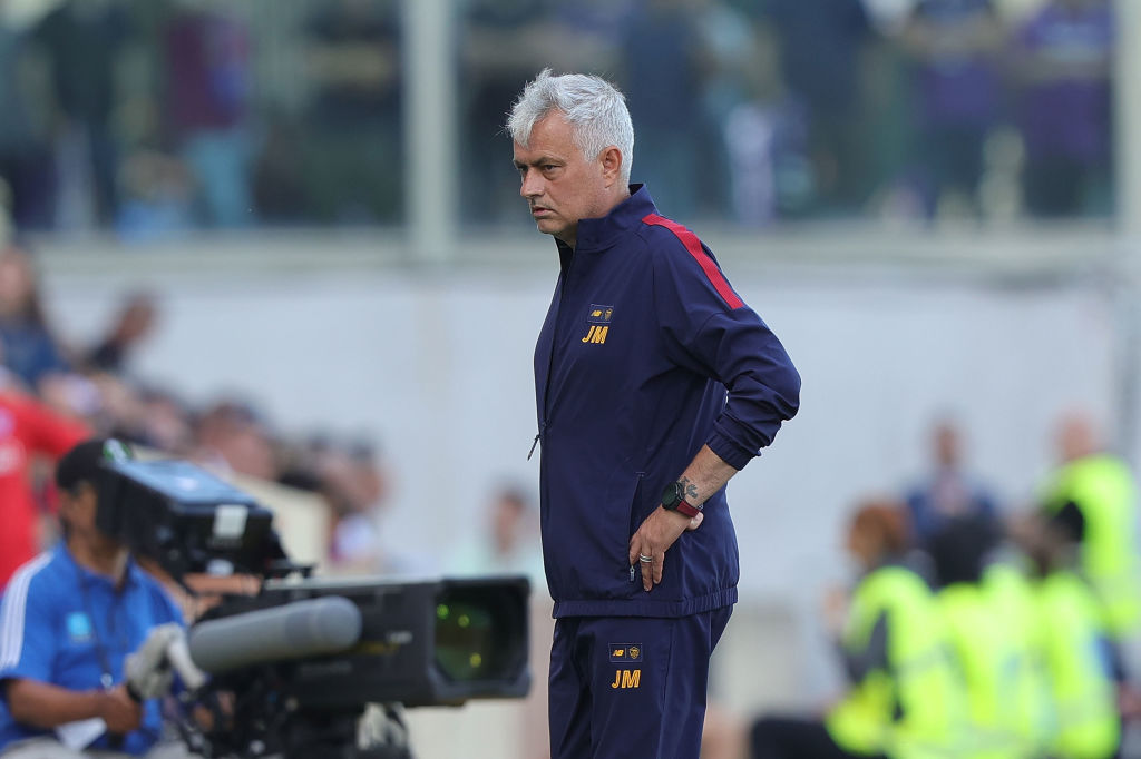 José Mourinho durante una partita con la Roma