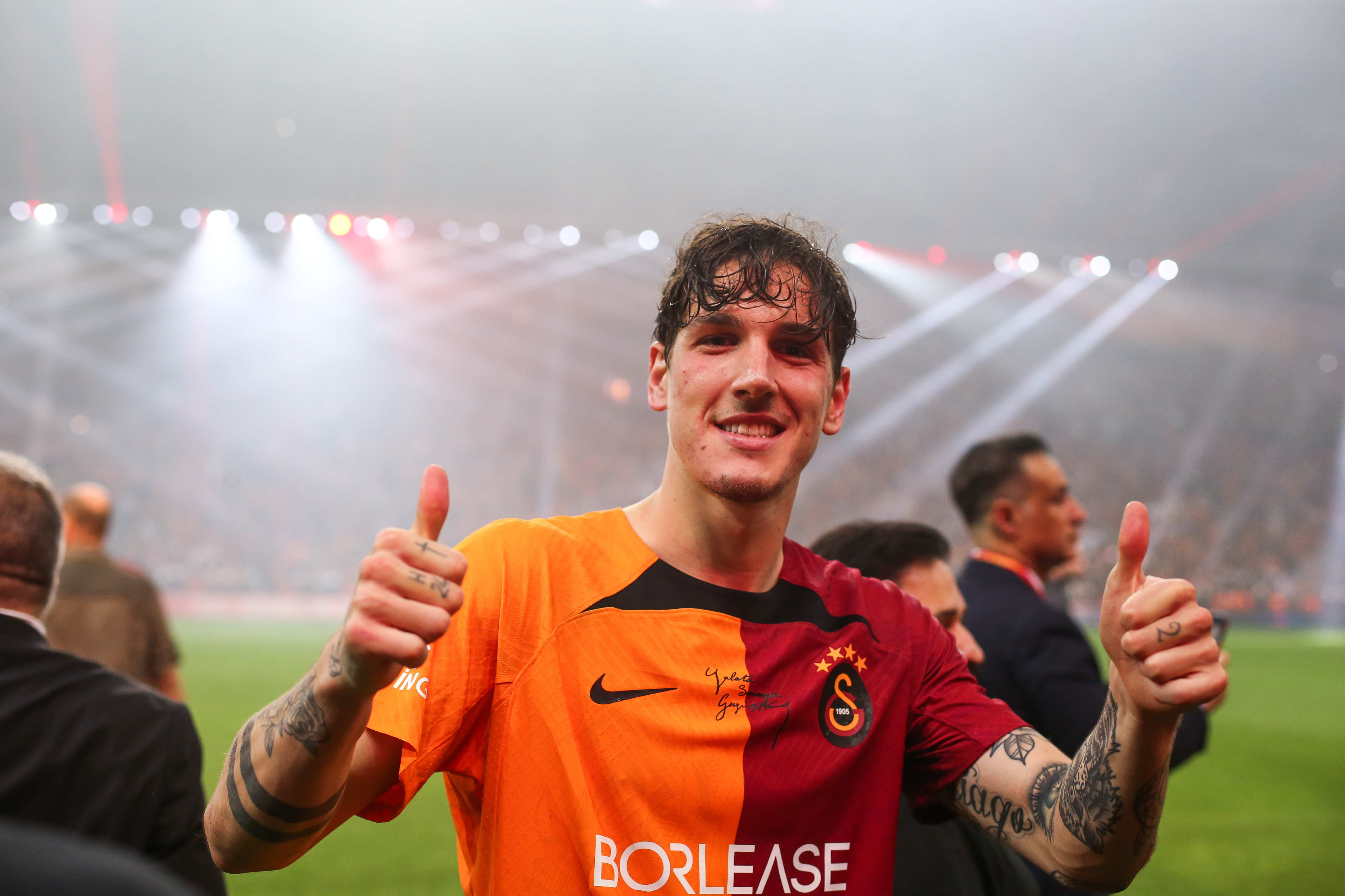 Zaniolo con la maglia del Galatasaray