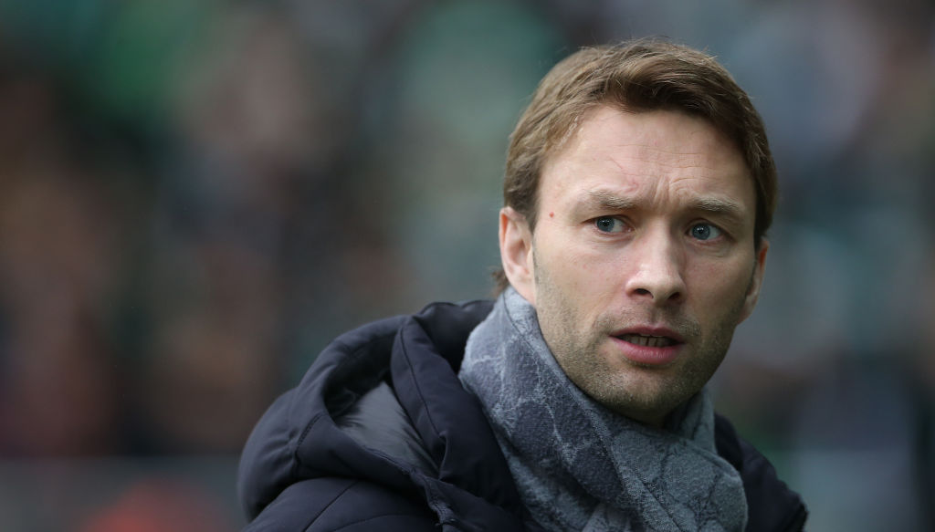 Simon Rolfes, CEO del Bayer Leverkusen, durante una partita