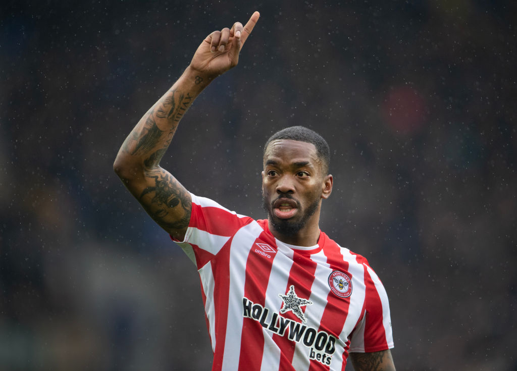 Toney in campo durante Everton-Brentfotrd