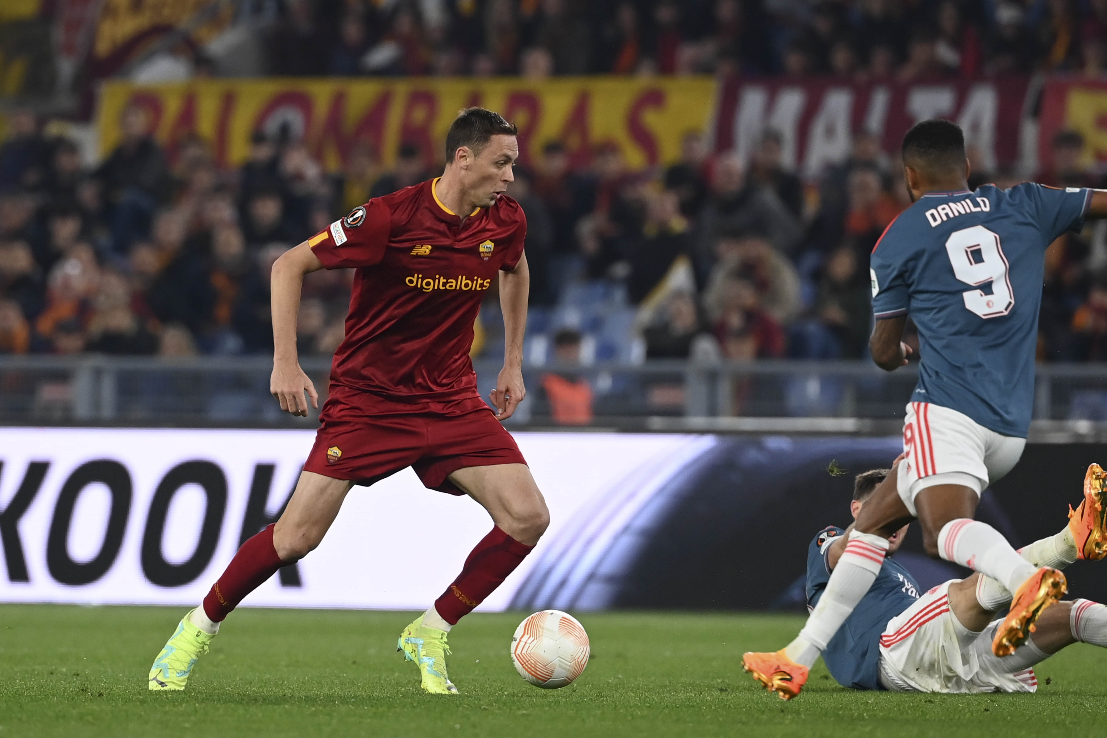 Nemanja Matic in Roma-Feyenoord