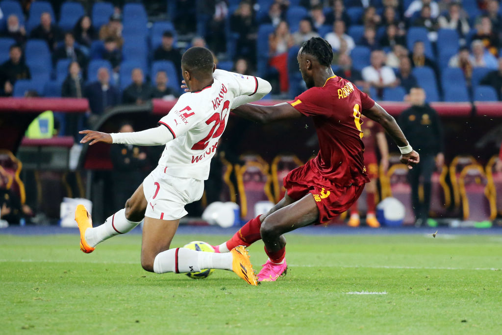 Tammy Abraham esulta dopo un gol 