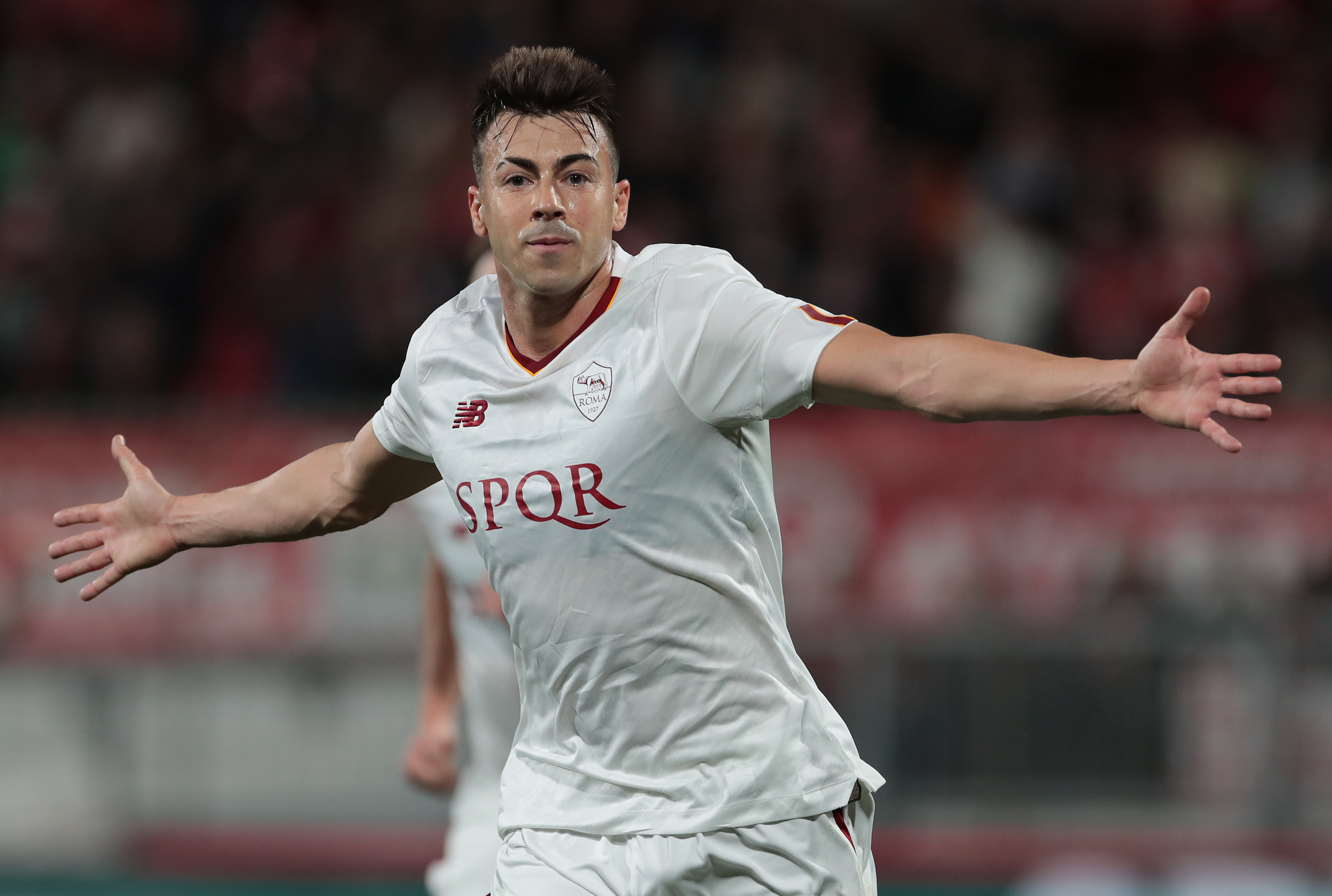 El Shaarawy esulta dopo il gol al Monza