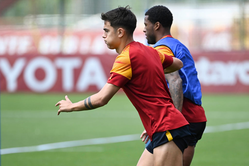 Dybala a Trigoria durante un allenamento