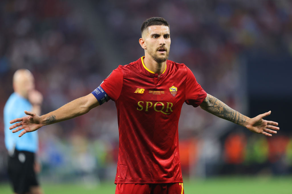 Lorenzo Pellegrini in campo contro il Siviglia