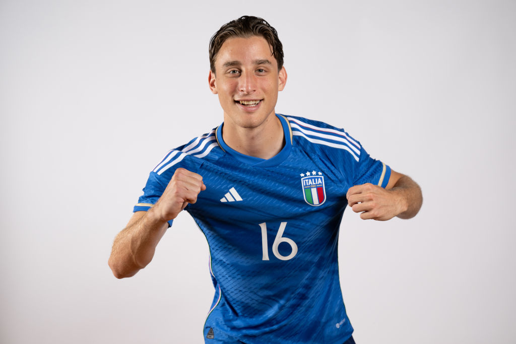 Bove con la maglia dell'Italia Under 21