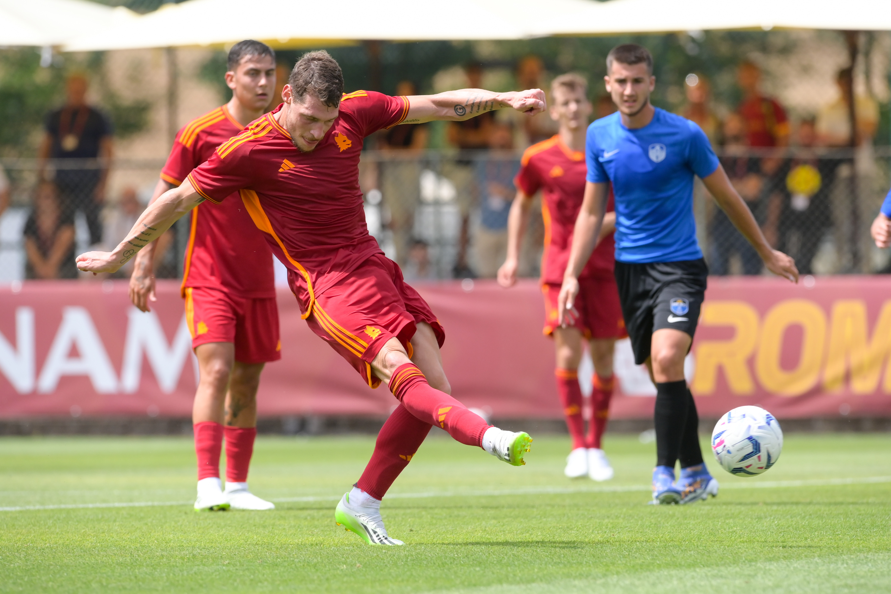 Belotti durante l'amichevole col Latina