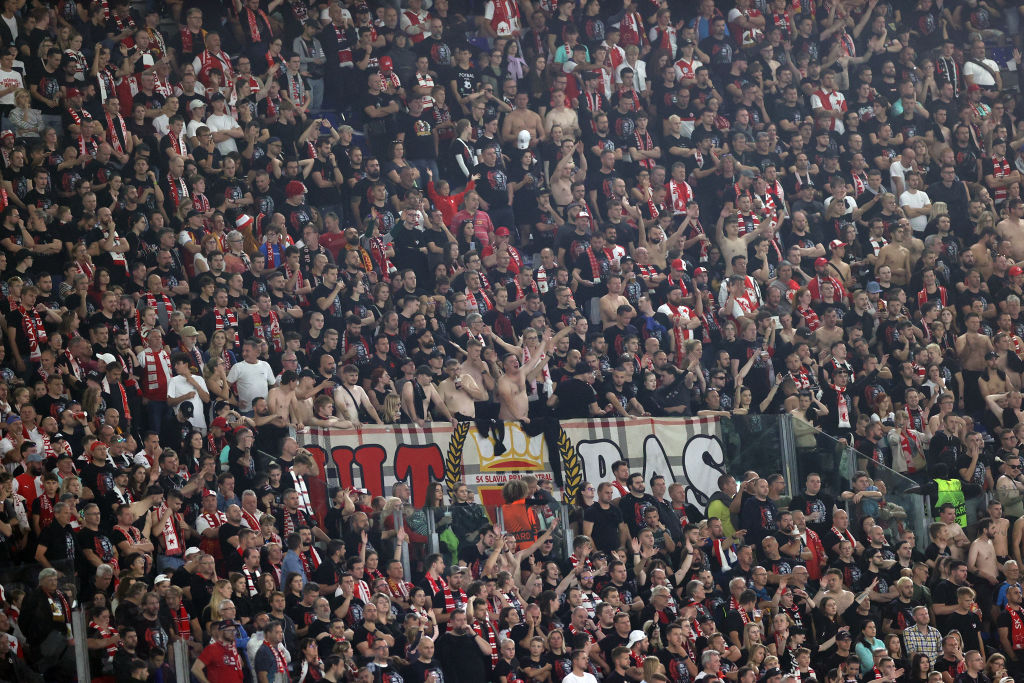 I tifosi dello Slavia Praga all'Olimpico