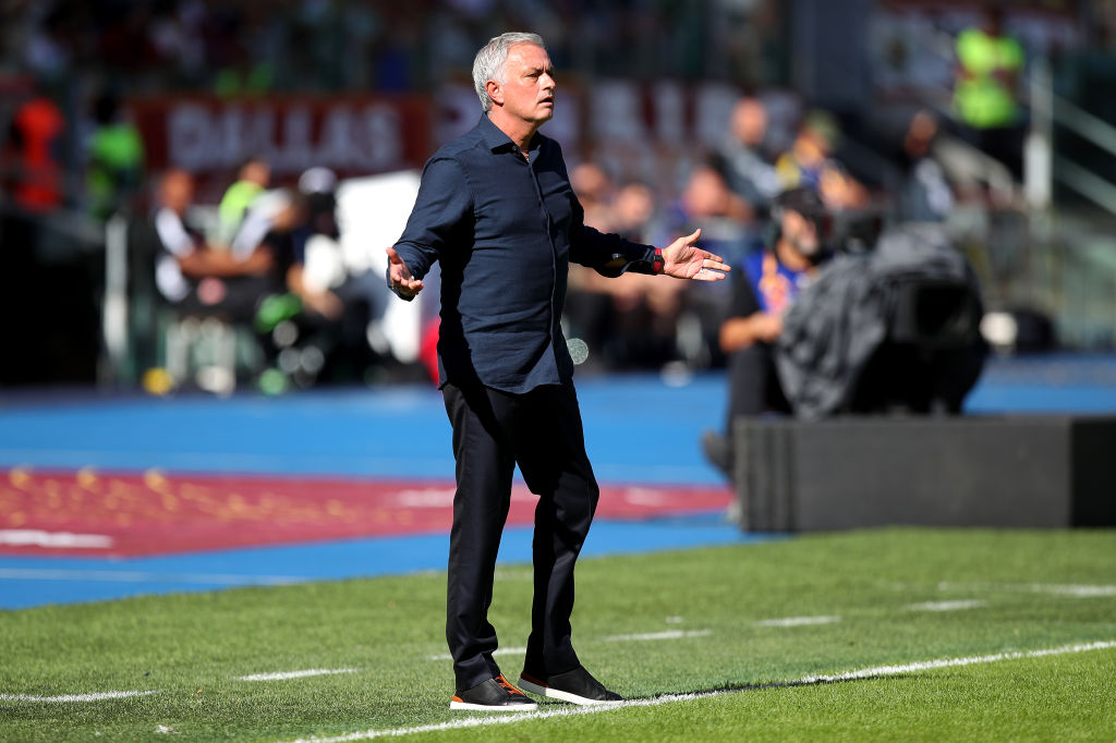 José Mourinho durante un match della Roma