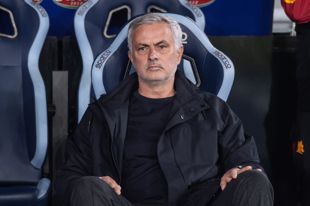 Mourinho durante una partita della Roma