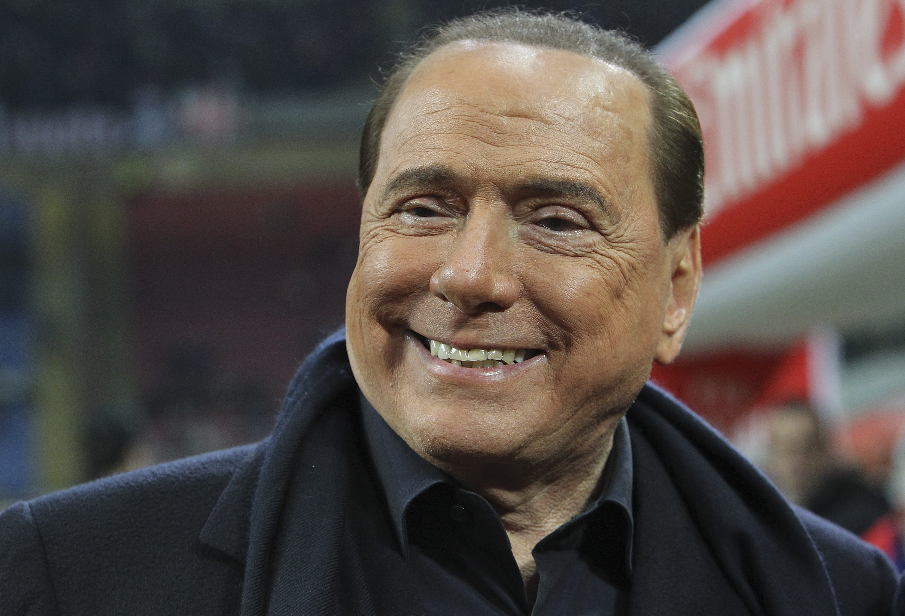 Silvio Berlusconi durante una partita del Milan