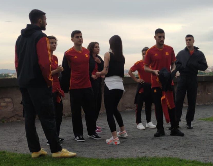 Lo shooting dei giocatori della Roma con la nuova maglia Adidas
