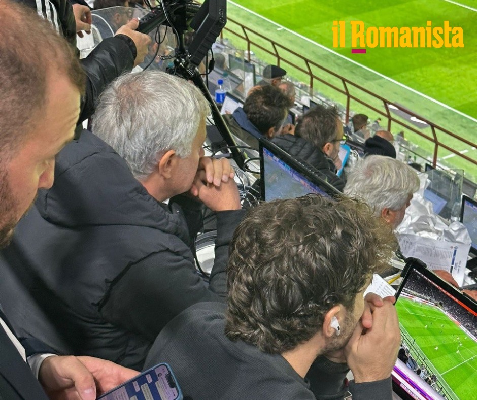 José Mourinho in tribuna stampa 