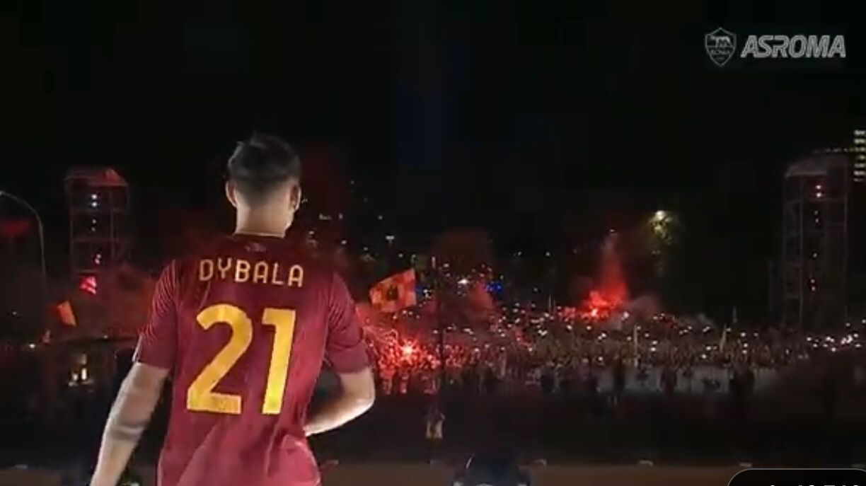 Dybala al Colosseo Quadrato