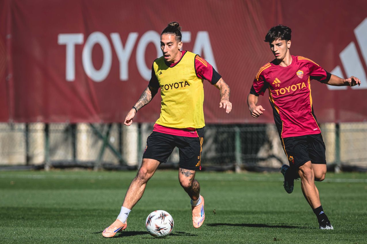 Giuseppe Forte insegue Kostas Tsimikas