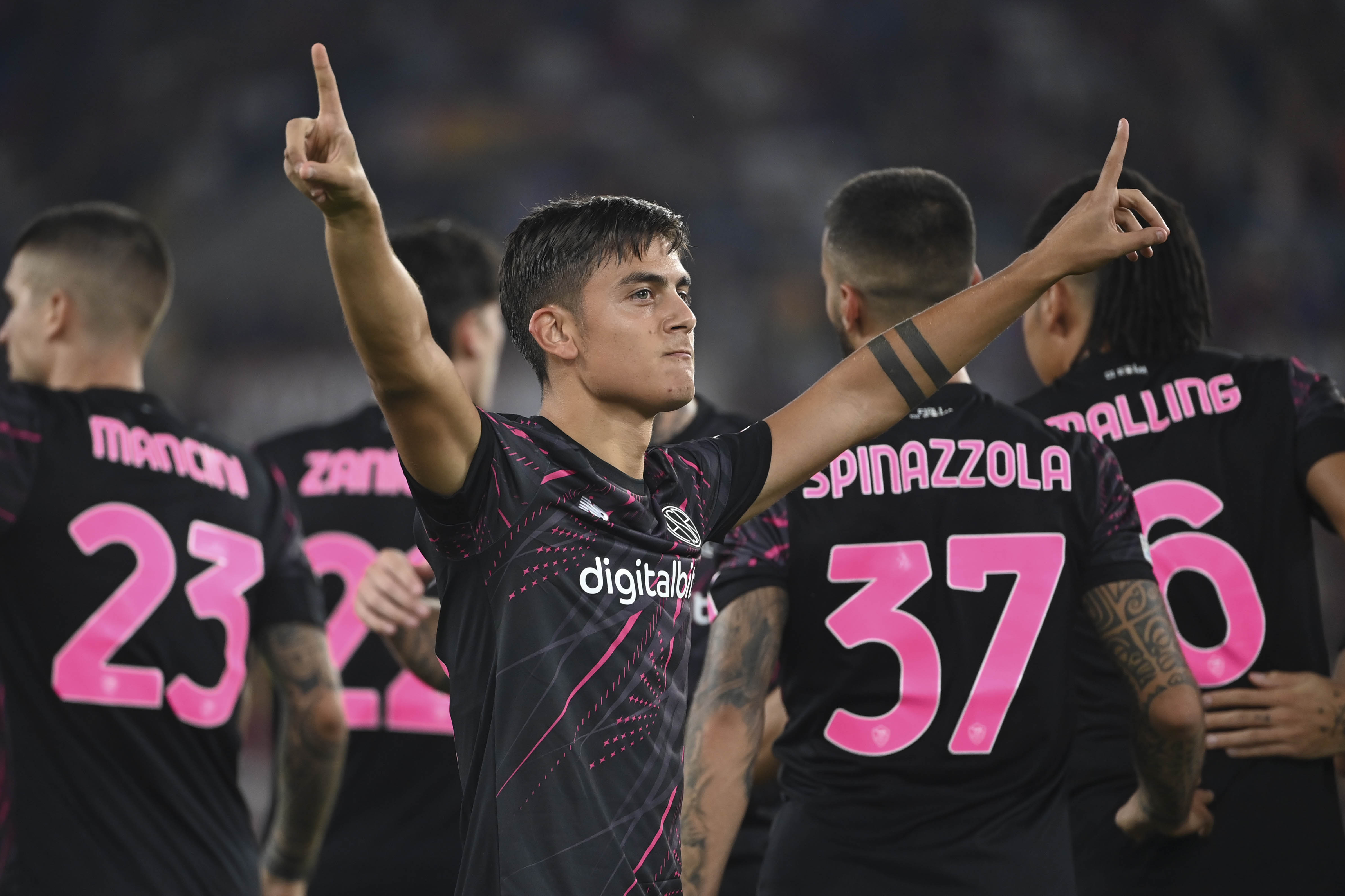 Dybala (As Roma via Getty Images)