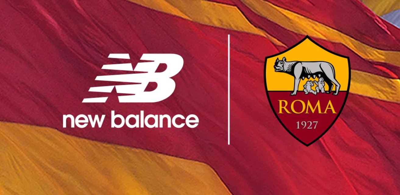 I logo di New Balance e della Roma