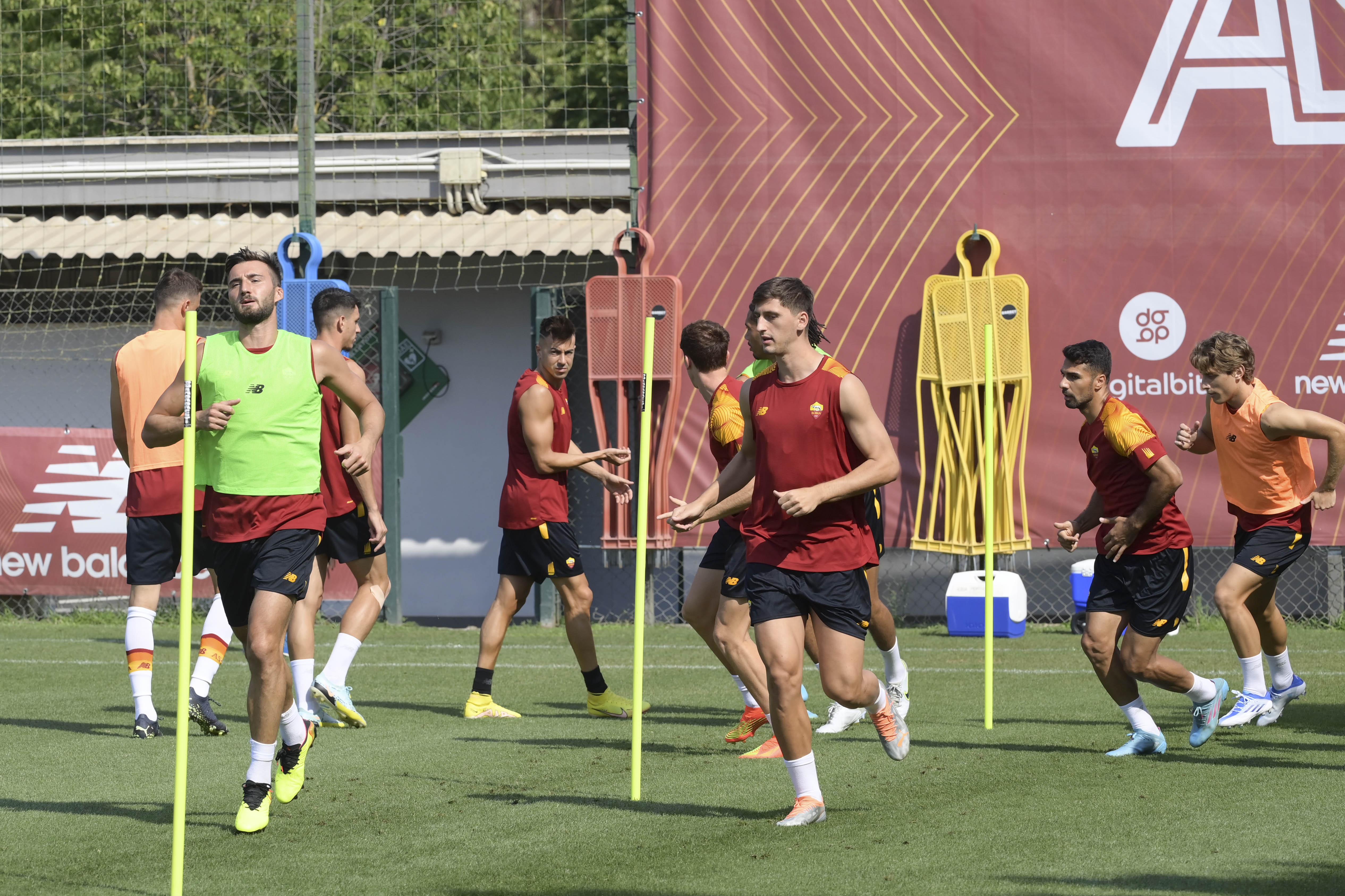 Bryan Cristante e Marash Kumbulla (As Roma via Getty Images)