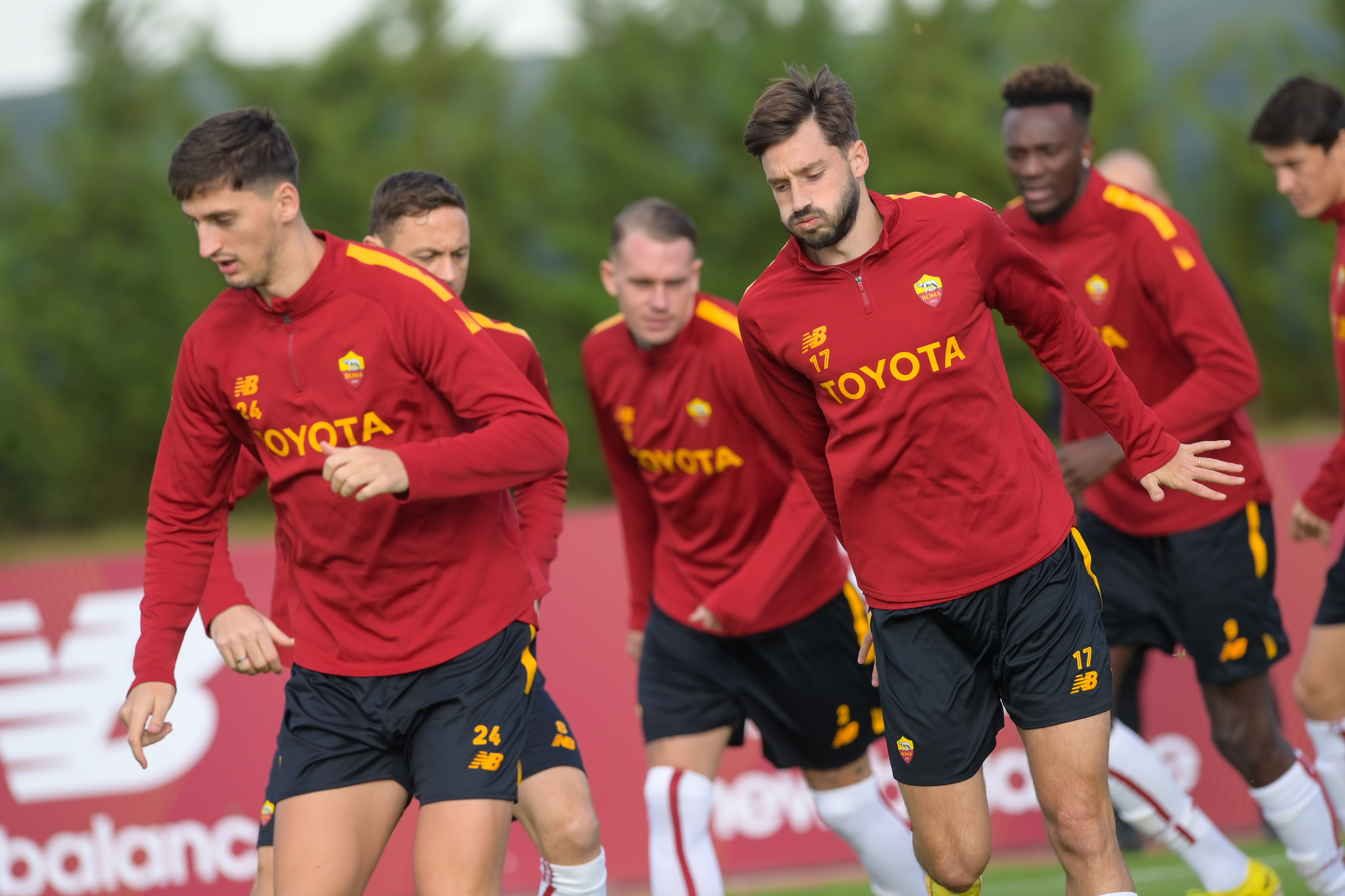 Kumbulla, Vina e altri (As Roma via Getty Images)