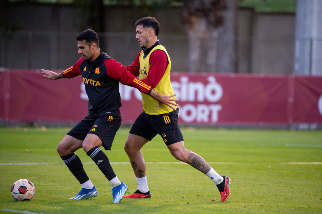 Paredes e Celik in azione 