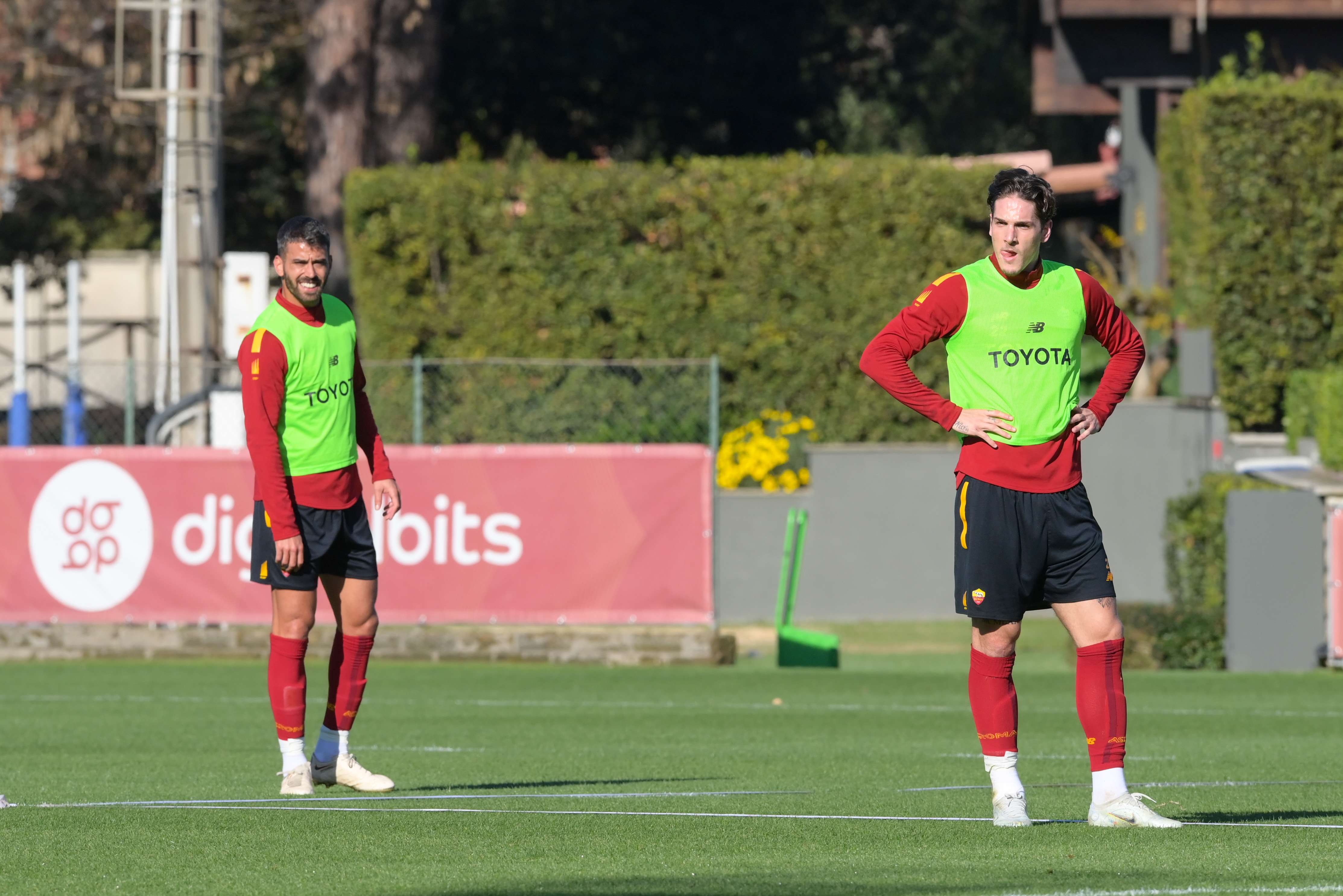 Spinazzola e Zaniolo durante l\'allenamento