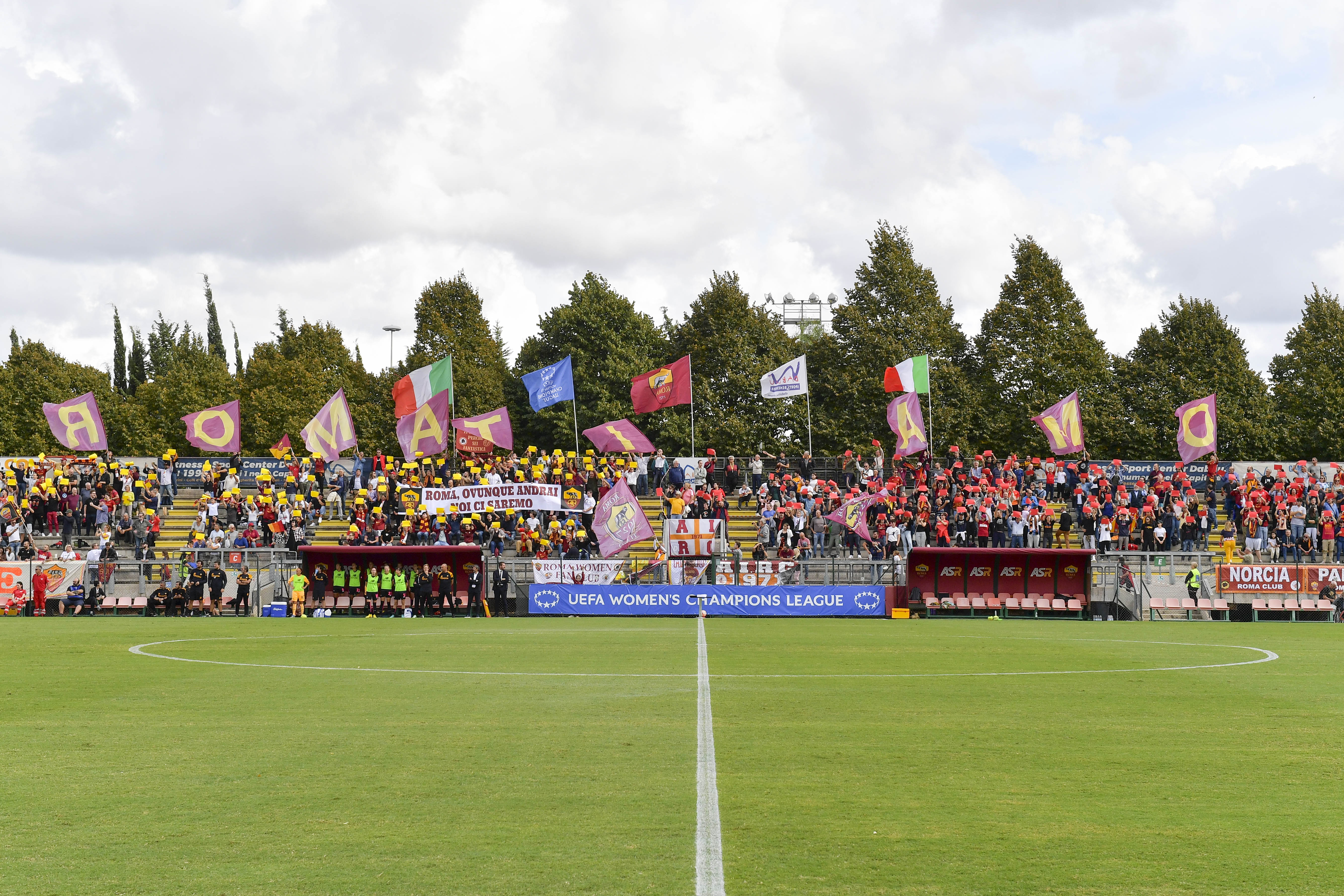 Il pubblico del Tre Fontane(As Roma via Getty Images)